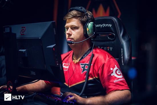 2025东北亚电子竞技嘉年华成功举办 企业分享电竞发展新趋势